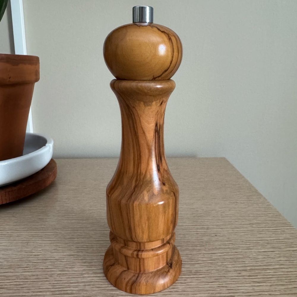 Williams Sonoma Salt Grinder